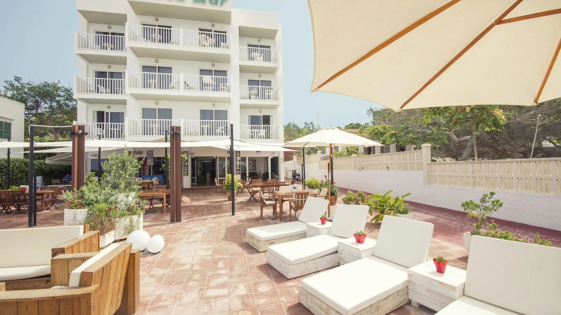 Wi-Ki-Woo (Adults Only) Aparthotel San Antonio  San Antonio (Ibiza)