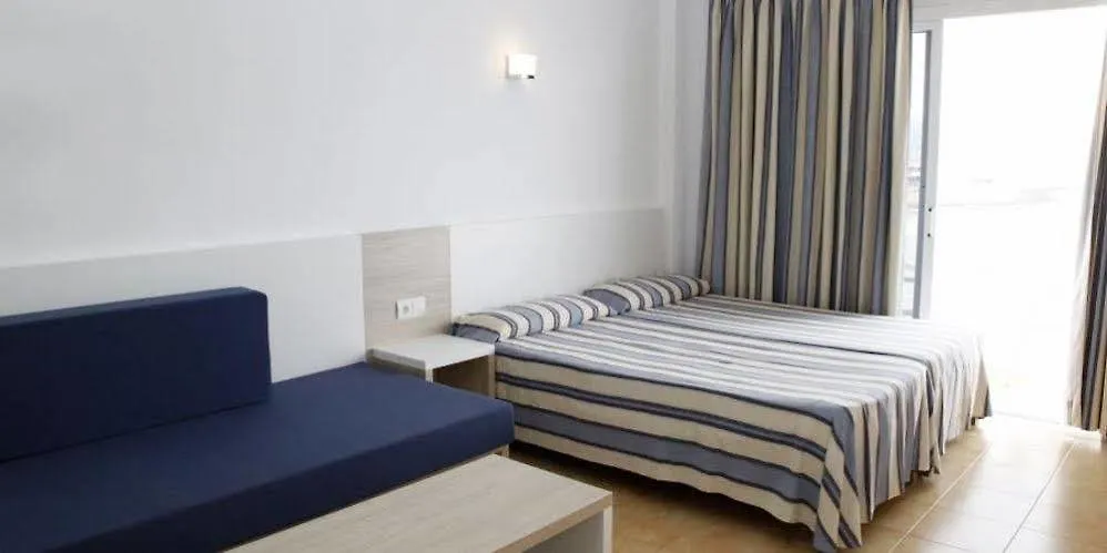 Wi-Ki-Woo (Adults Only) Aparthotel San Antonio